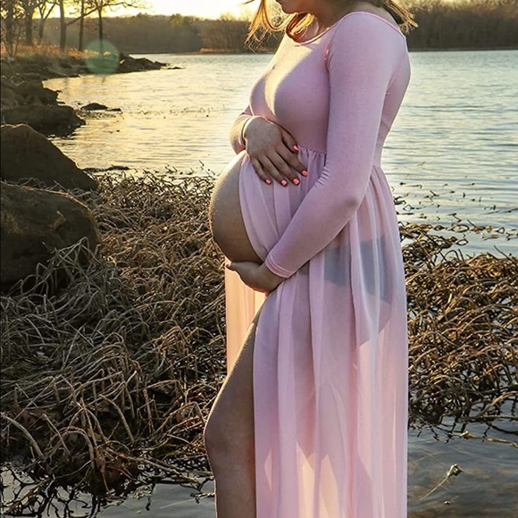 Pink Maternity Photoshoot Dress - Picture 3 of 4